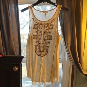 Embroidered Sleeveless Cream Top